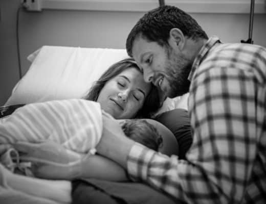 Newcastle Birth Photographer Angela Hardy captures Naomi's birth