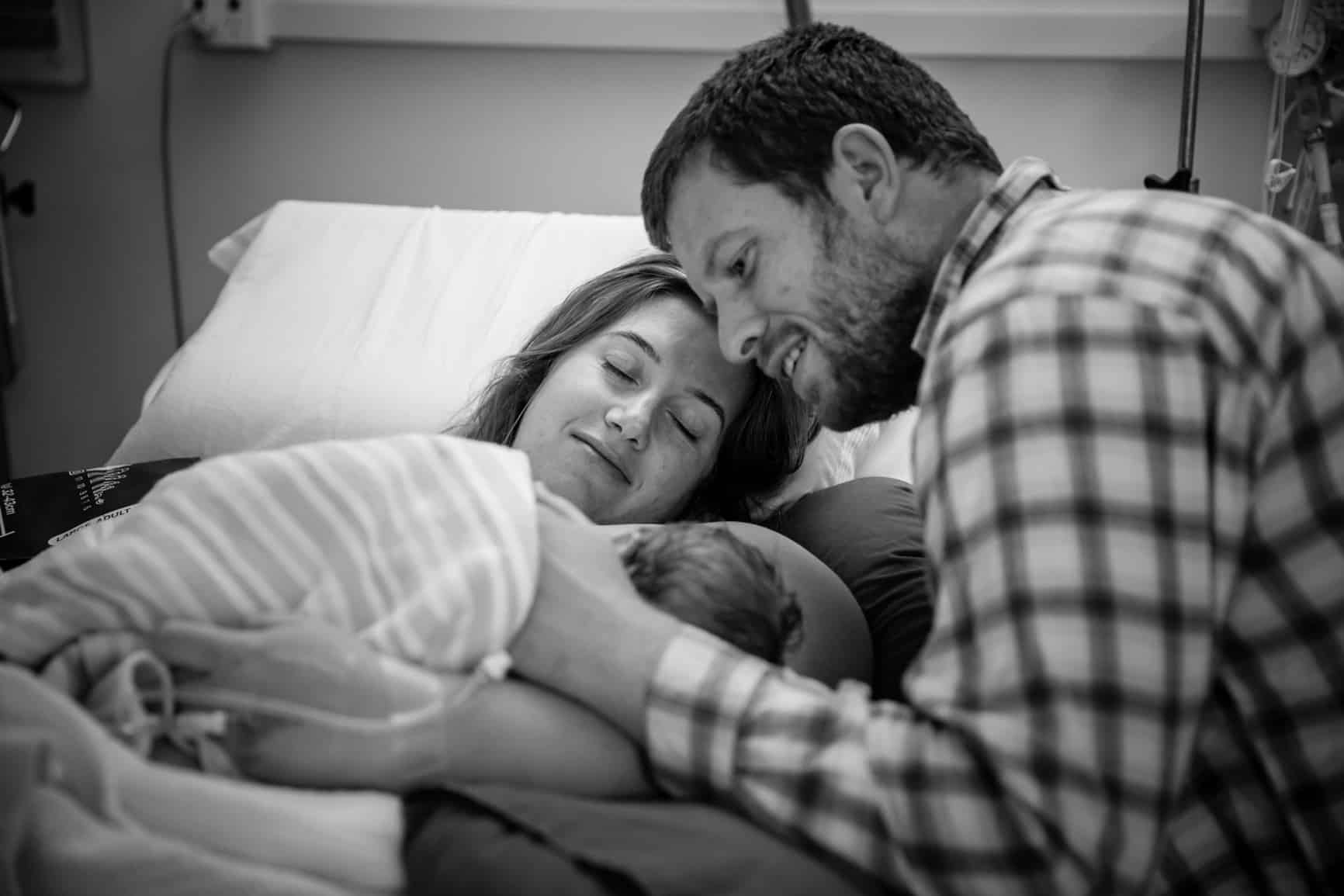 Newcastle Birth Photographer Angela Hardy captures Naomi's birth